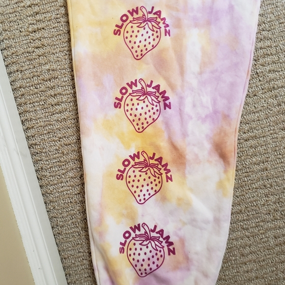 NGOrder Strawberry Tie Dye Sweatpants - Picture 4 of 5